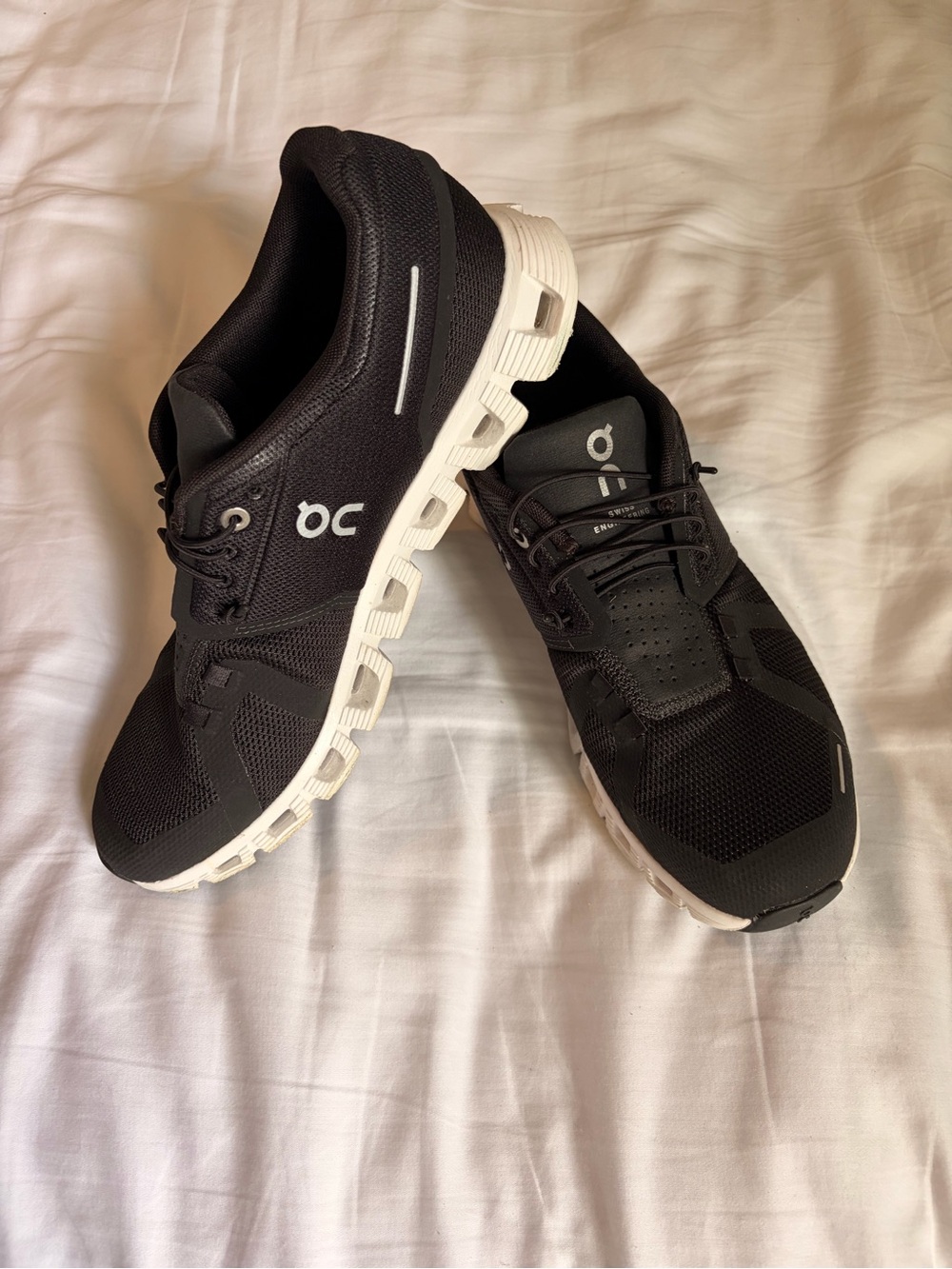 On Running Men’s Cloud Sneakers - Black/White